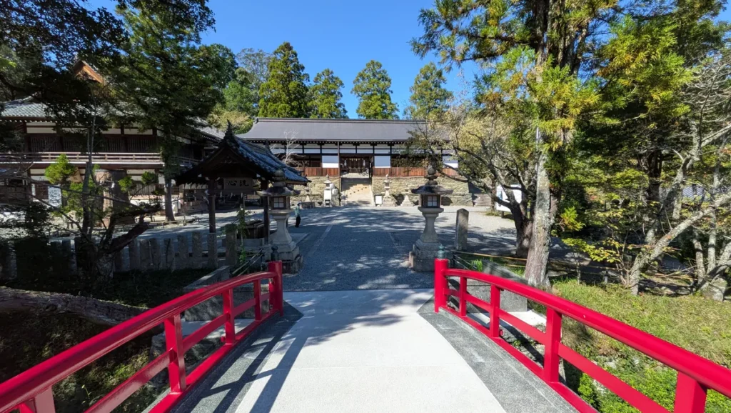【五條市】木の神様を祀る伊太祁曽神社へ!豊かな自然と木彫りに出会う心安らぐ参拝旅